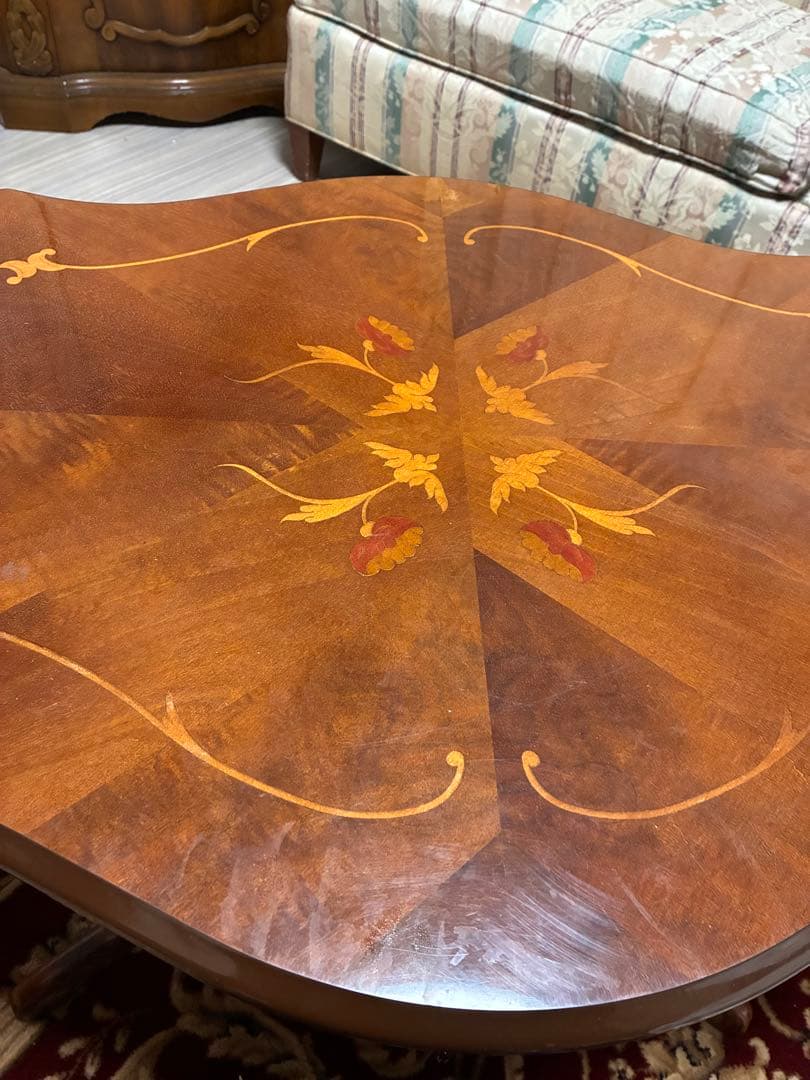 希少　優雅　イタリア　イタリー　テーブル　象嵌　猫足　茶色