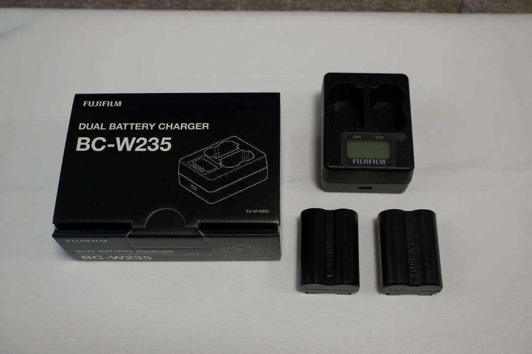 FUJIFILM GFX50Sⅱ 予備バッテリー+バッテリーチャージャー