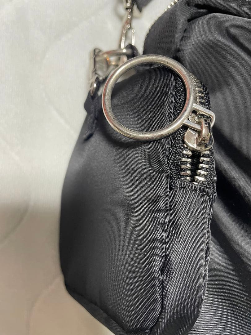 『REFLEM/レフレム』ロゴチャーム付きボディバッグ/ボディBAG