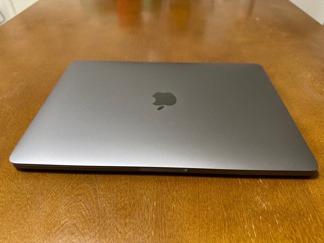 MacBook Pro 2019 13インチ i7 16G RAM 1T SSD