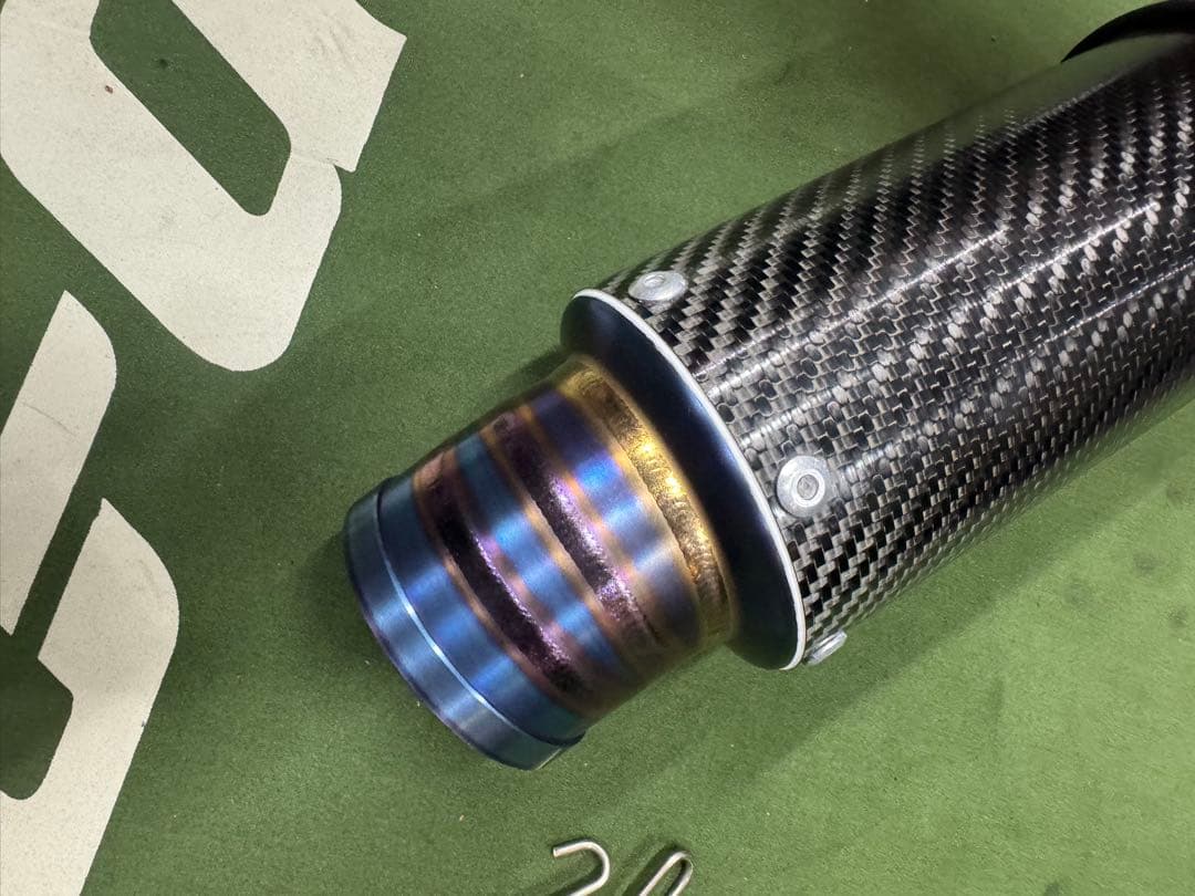 MAVERICK マーベリック　カーボンサイレンサー　ZRX1200ダエグ使用