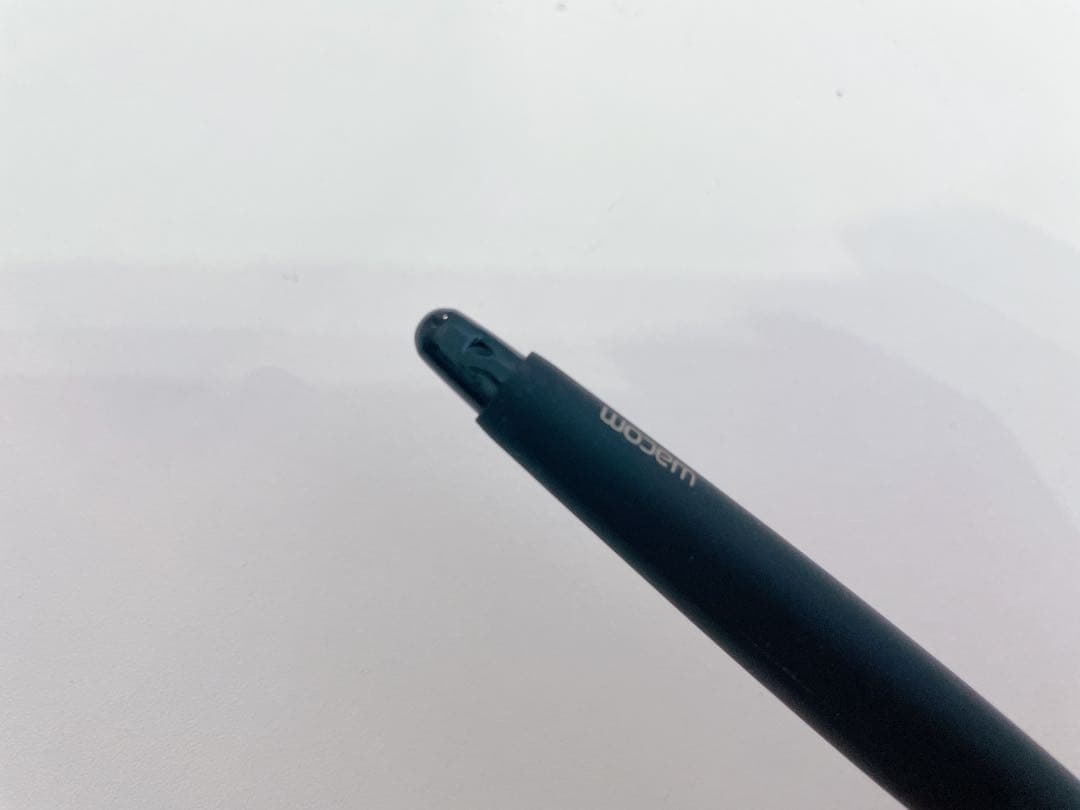 WACOM 液タブ Cintiq 22 FHD 　DTK2260K0D