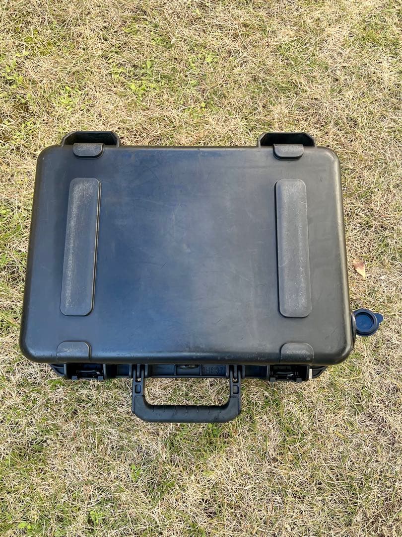 米軍放出品 ハードケース 電源コネクタ付き SKB ハードプロテクターケース