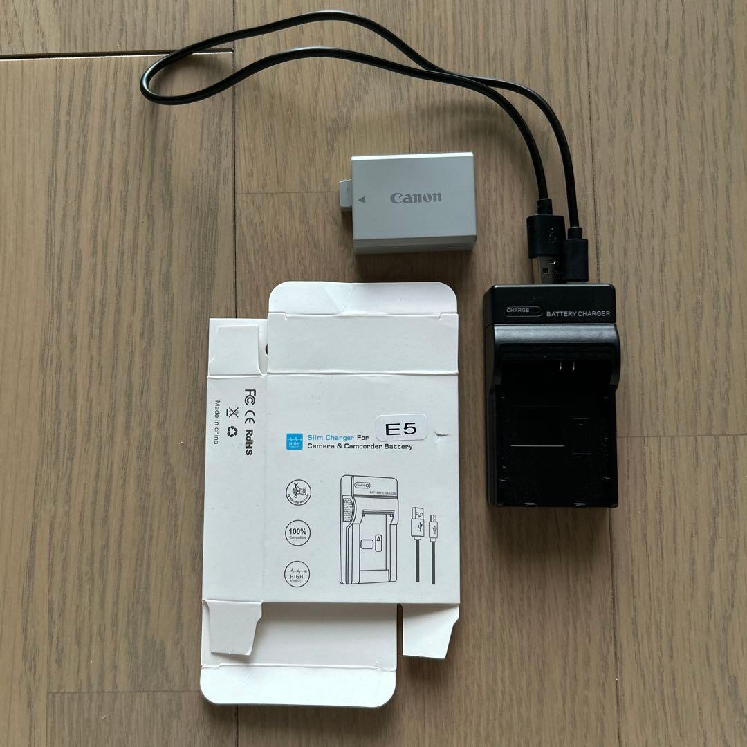 Canon（キヤノン）　EOS kiss x3 充電器付き