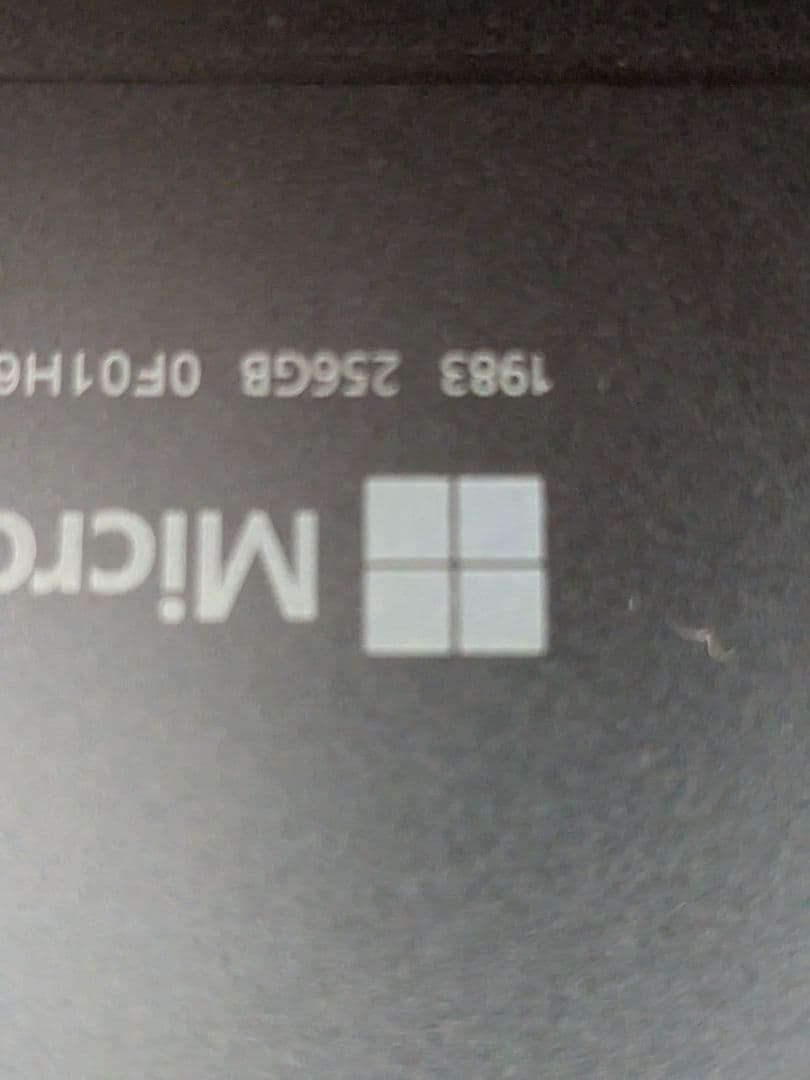 Microsoft Surface Pro8 8GB　ジャンク品