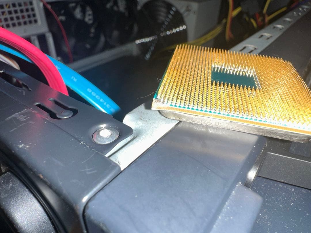 x370 + Ryzen 5 2600 ＋ RGBファン