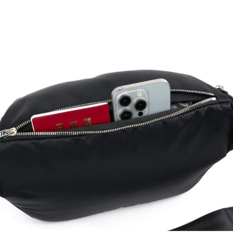 早い者勝ち！【PELLE MORBIDA ショルダーバッグ】