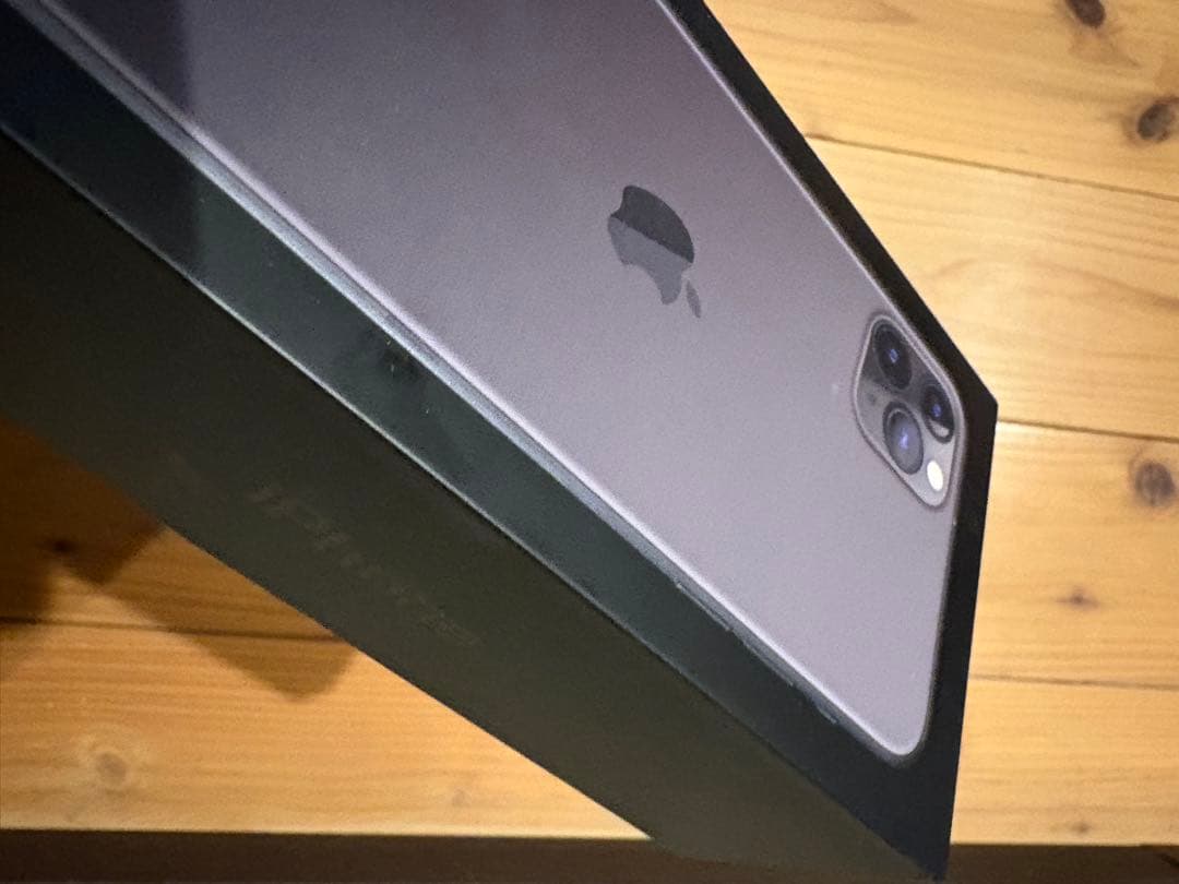 iPhone 11 Pro Max 256GB ジャンク 部品取り SIMフリー