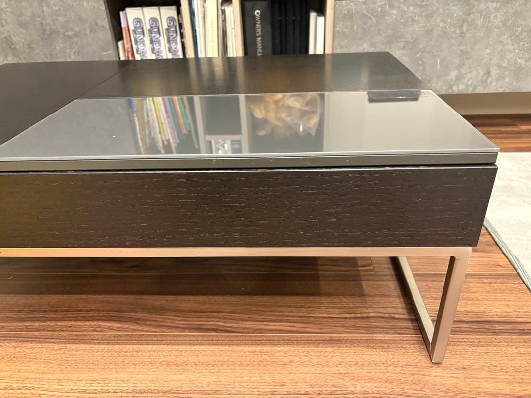 ボーコンセプトのローテーブル 収納付き