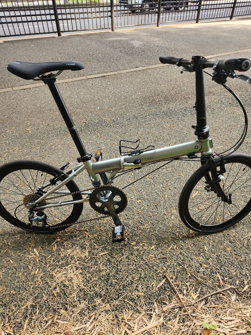 DAHON スピードファルコ　カスタム　マットシルバー
