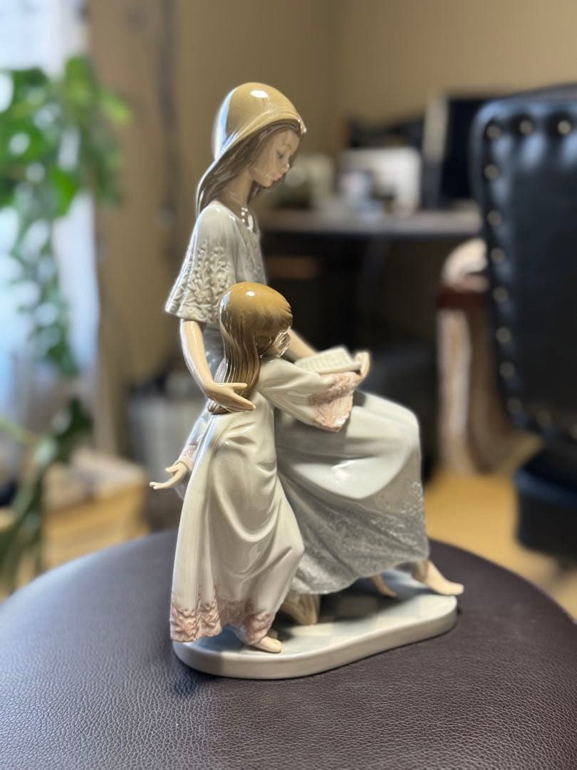 ヨシカネ　おやすみ前のご本　リヤドロ LLADRO 希少品