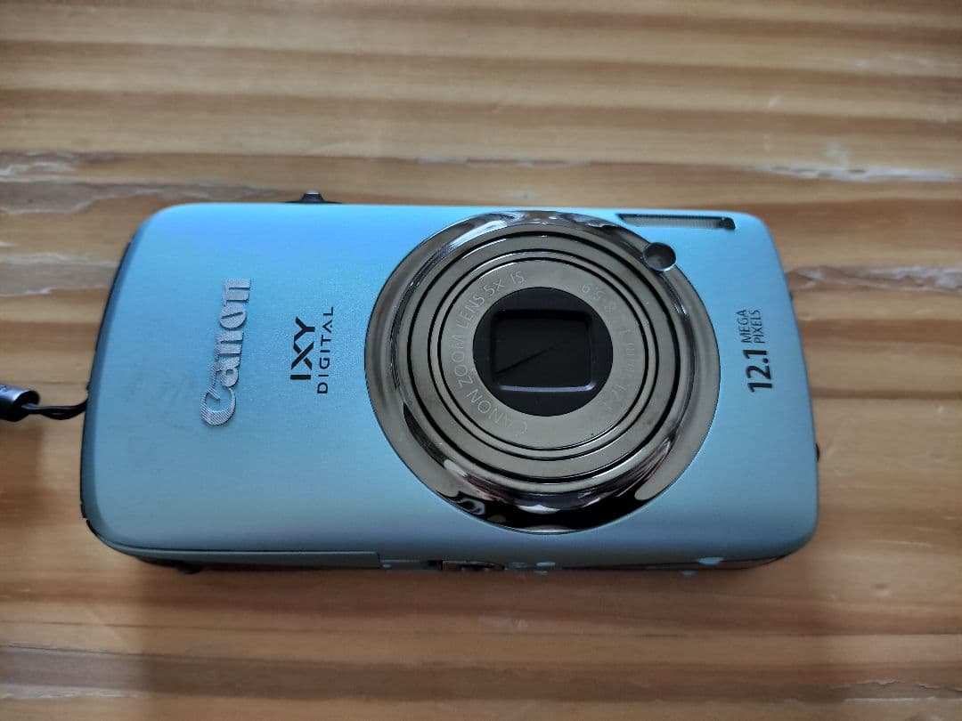 Canon IXY DIGITAL 12.1メガピクセル