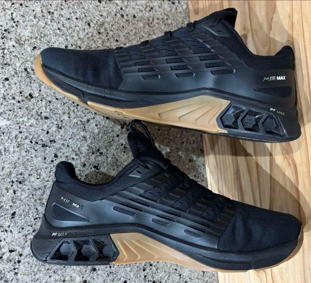 Inov8 F-Lite Max イノヴェイト　inov-8 トレーニング