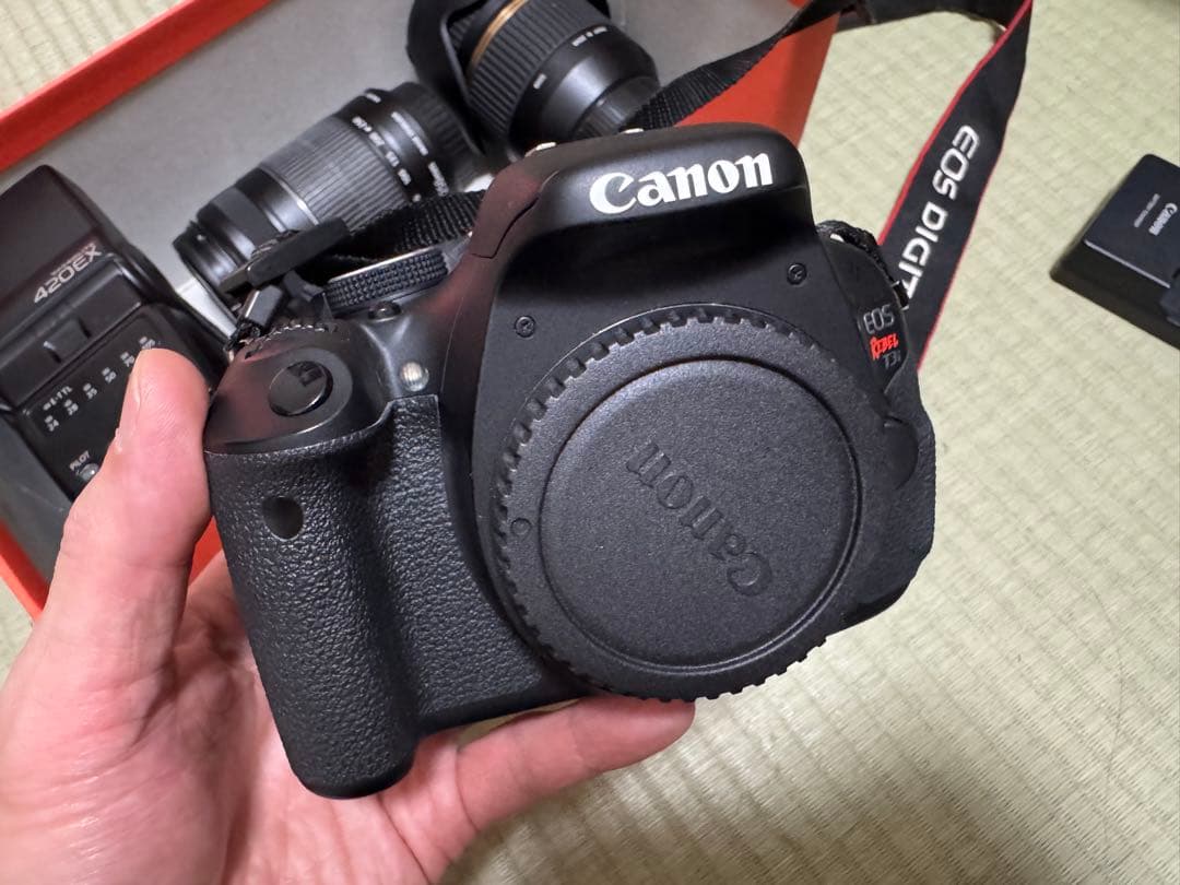デジタルカメラ Canon EOS Rebel T3i (Kiss X5)