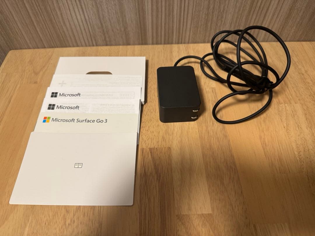 Microsoft surface Go 3（純正キーボードケース付）