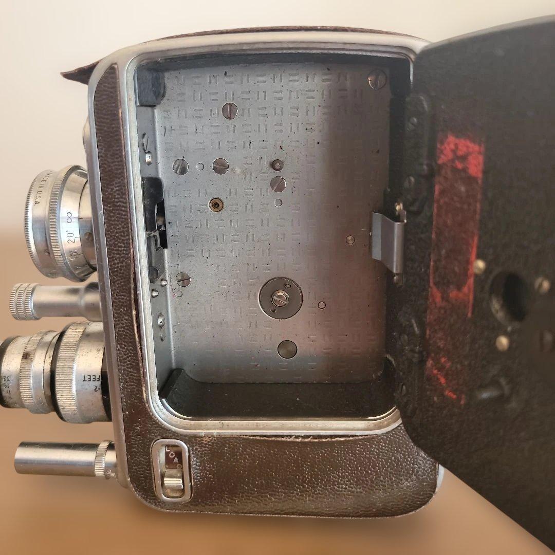 Bell & Howell AUTO-8 8mmカメラ