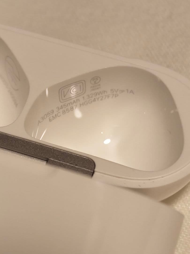 美品！Apple Airpods4 ANC アクティブノイズキャンセリング