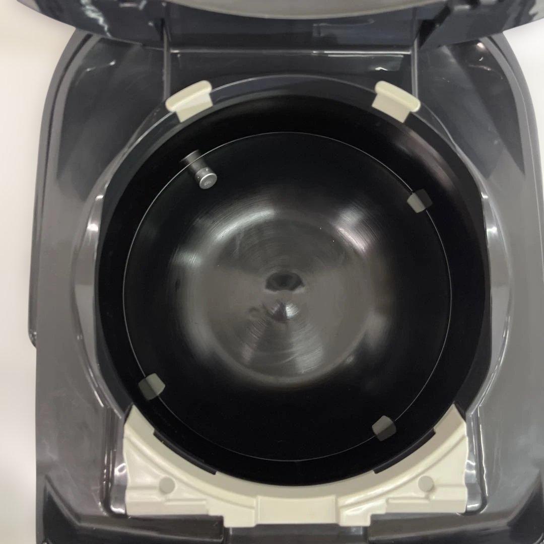 ZOJIRUSHI 象印 圧力IH炊飯器 23年製 NP-RT05