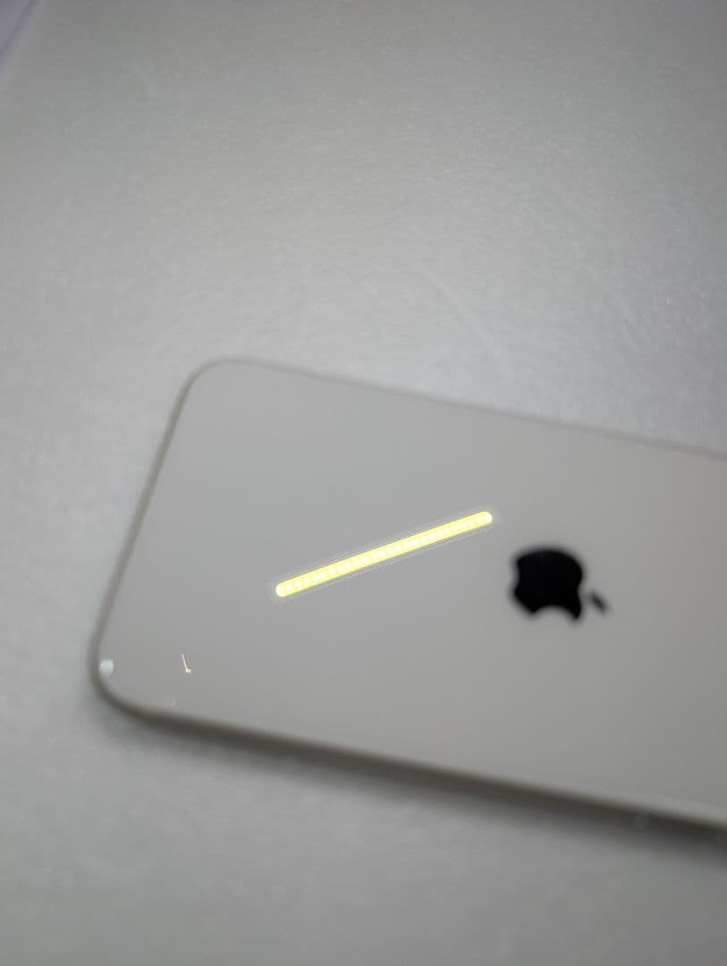 iphoneSE3 第3世代　64GB　スターライト　管理番号16897