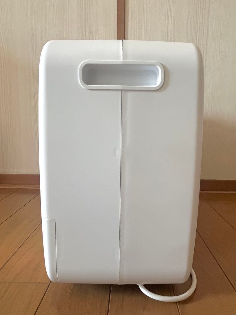 山善 除湿機 上下左右オートルーバー 10L/日 25畳 EDC-G100(W)