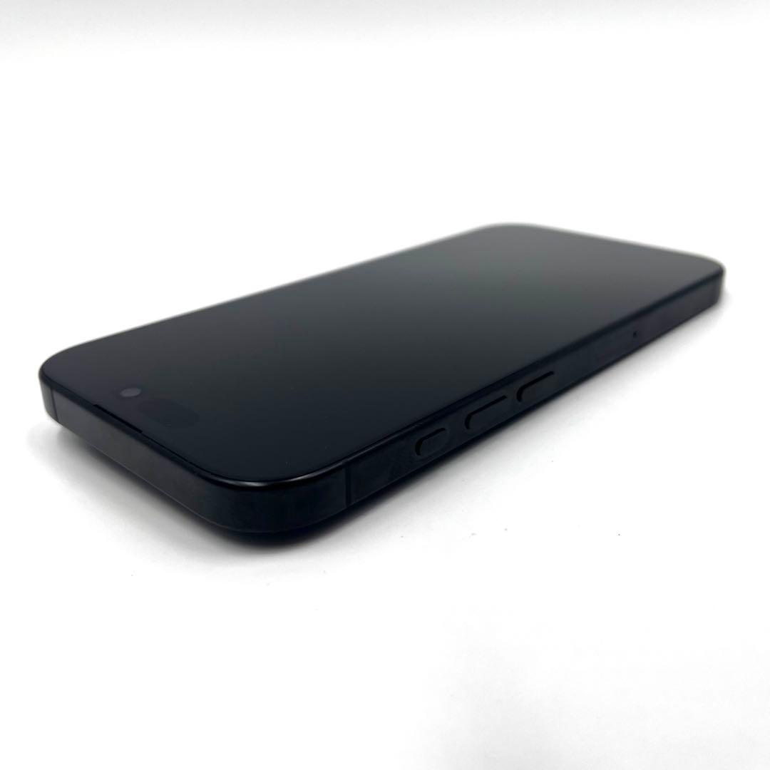 【ほぼ未使用】 iPhone 16 Pro ブラックチタン SIMフリー