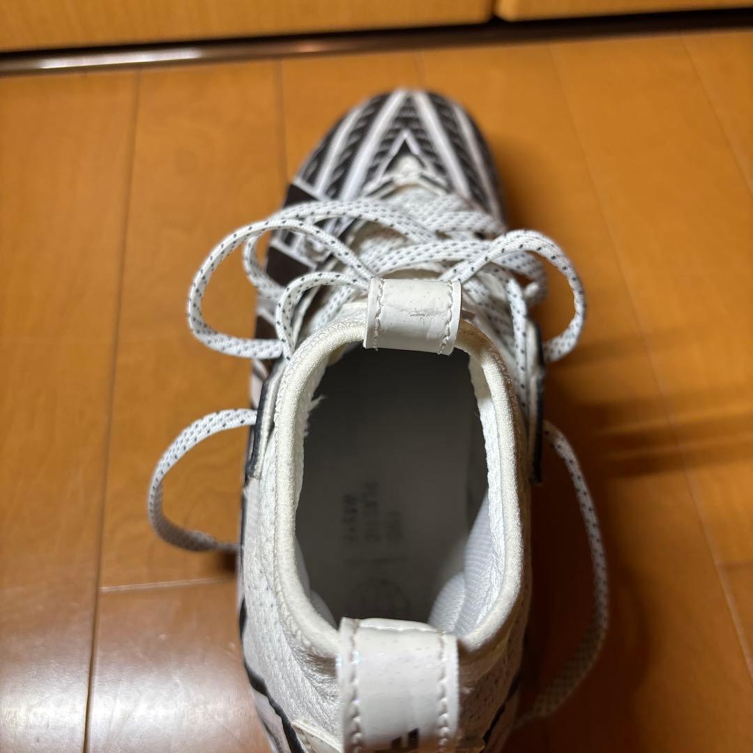 スパイク