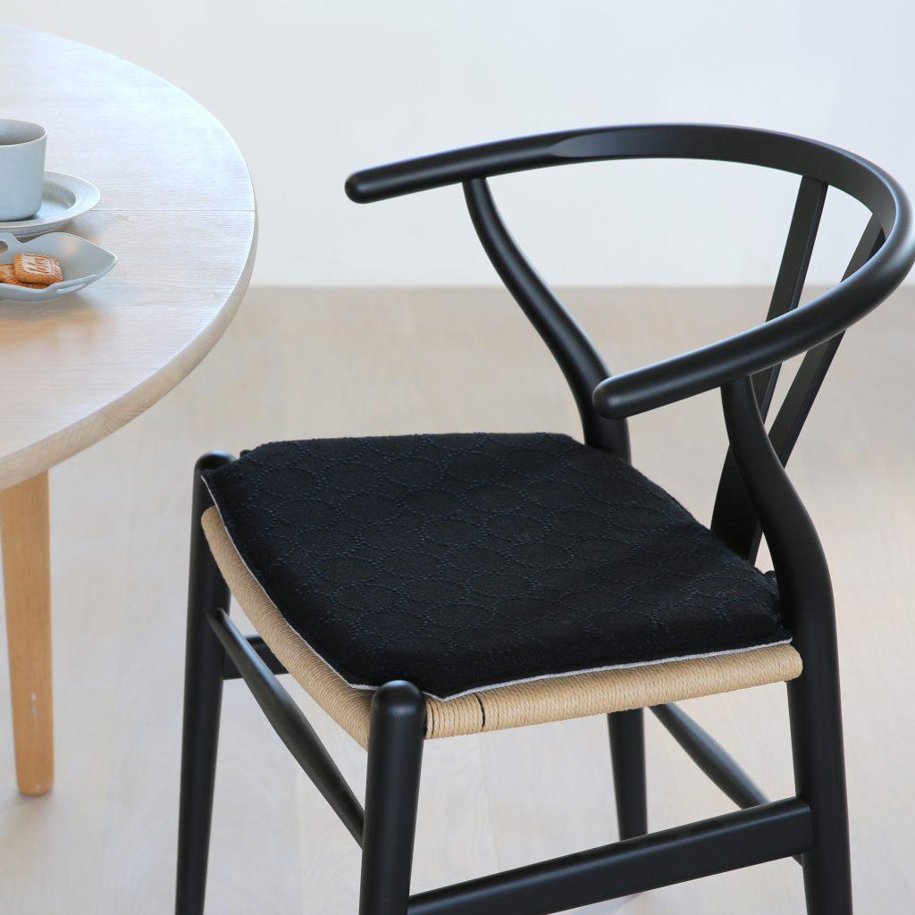 Yチェア専用シートクッション　タンバリンハリンダル　ブラック