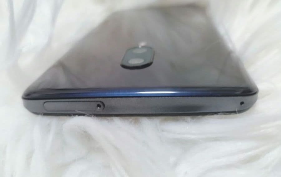 AQUOS zero2 906SH 良品