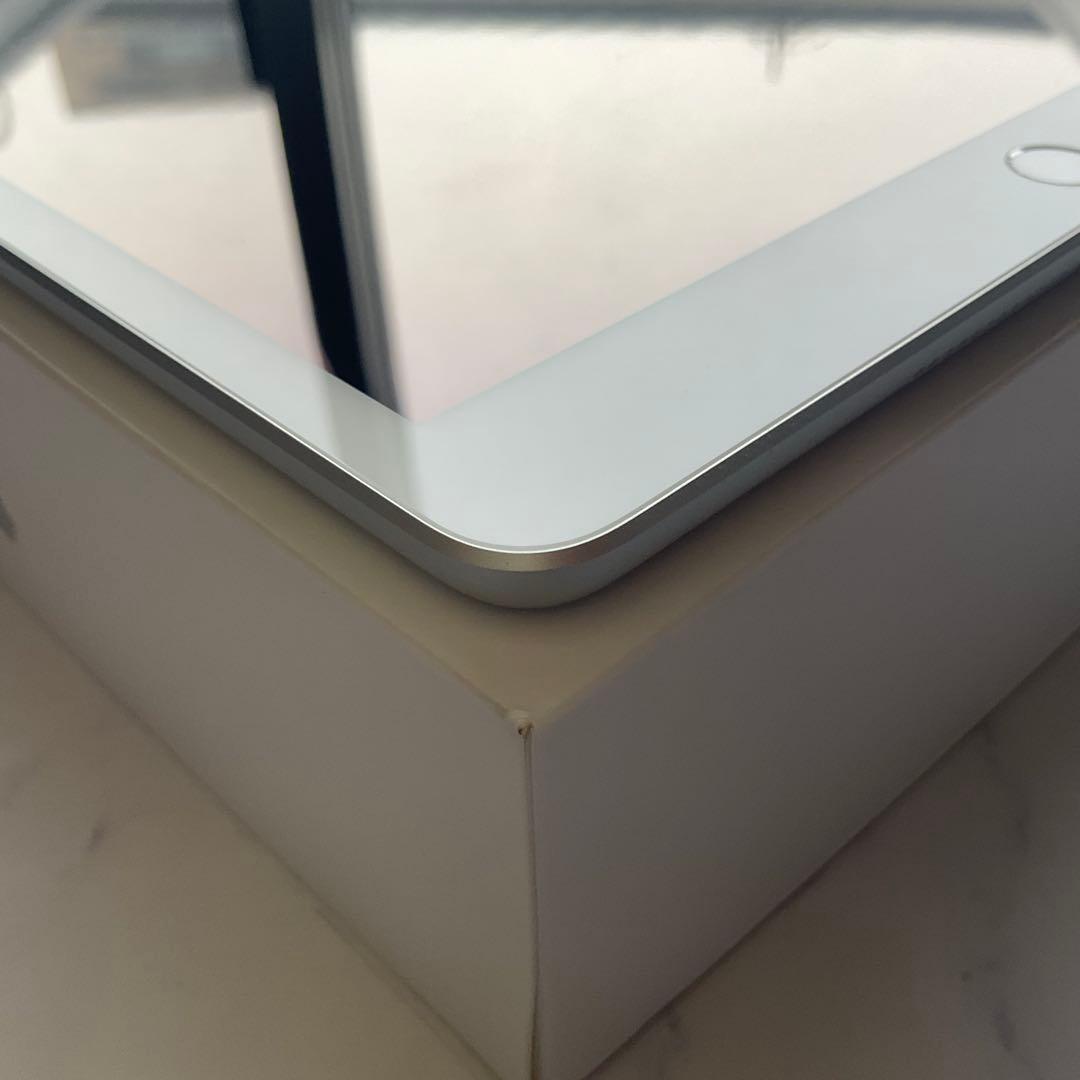 【極美品】Apple iPad 第7世代 Wi-Fi 128GB