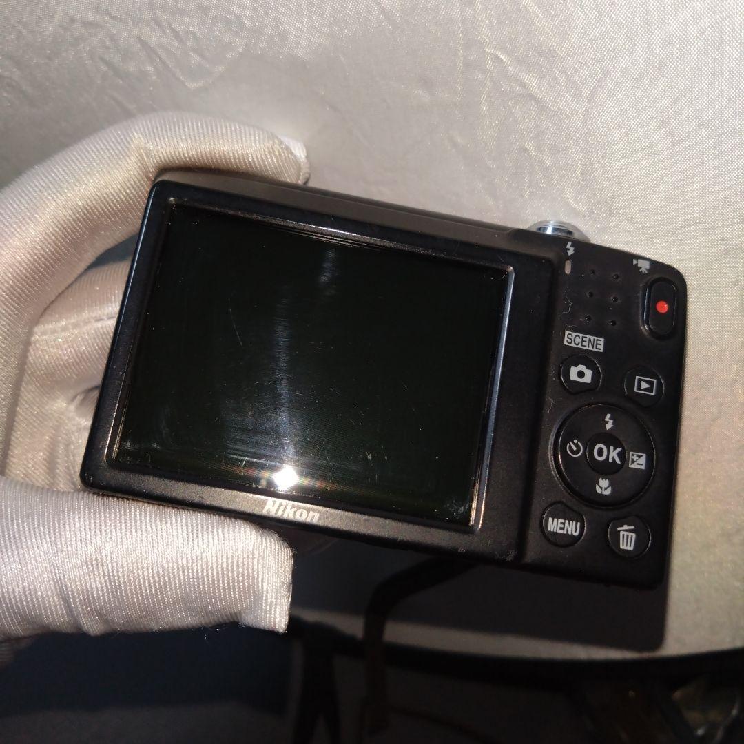 Nikon ニコン COOLPIX A100 デジタルカメラ　2個ジャンク扱い