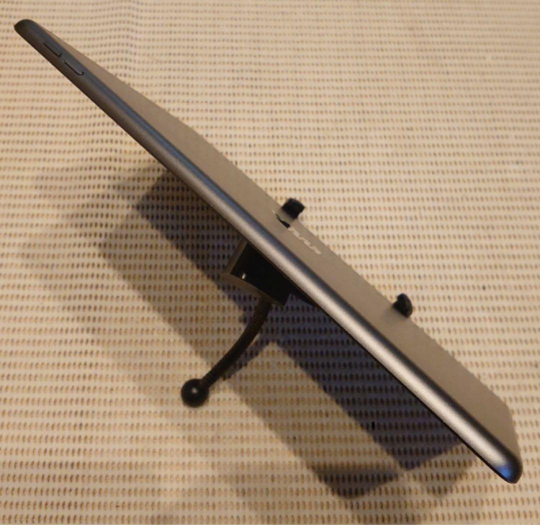 完動品iPad第8世代(A2270)本体32GBグレイ送料込ZQ1GC