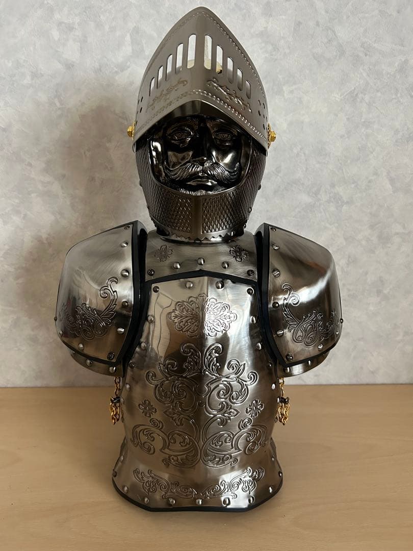 King Arthur ARMOR'S DECANTER SET 鎧 甲冑