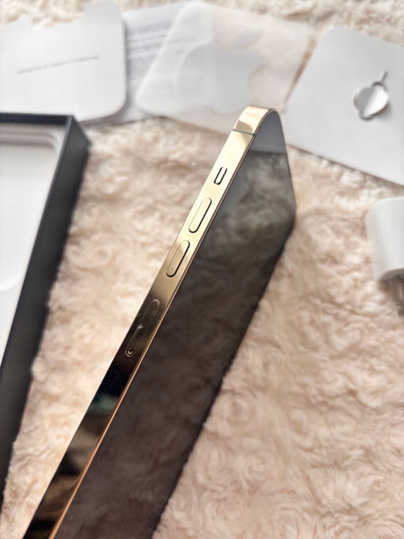 Apple iPhone 13 Pro Max ゴールド 本体 256GB