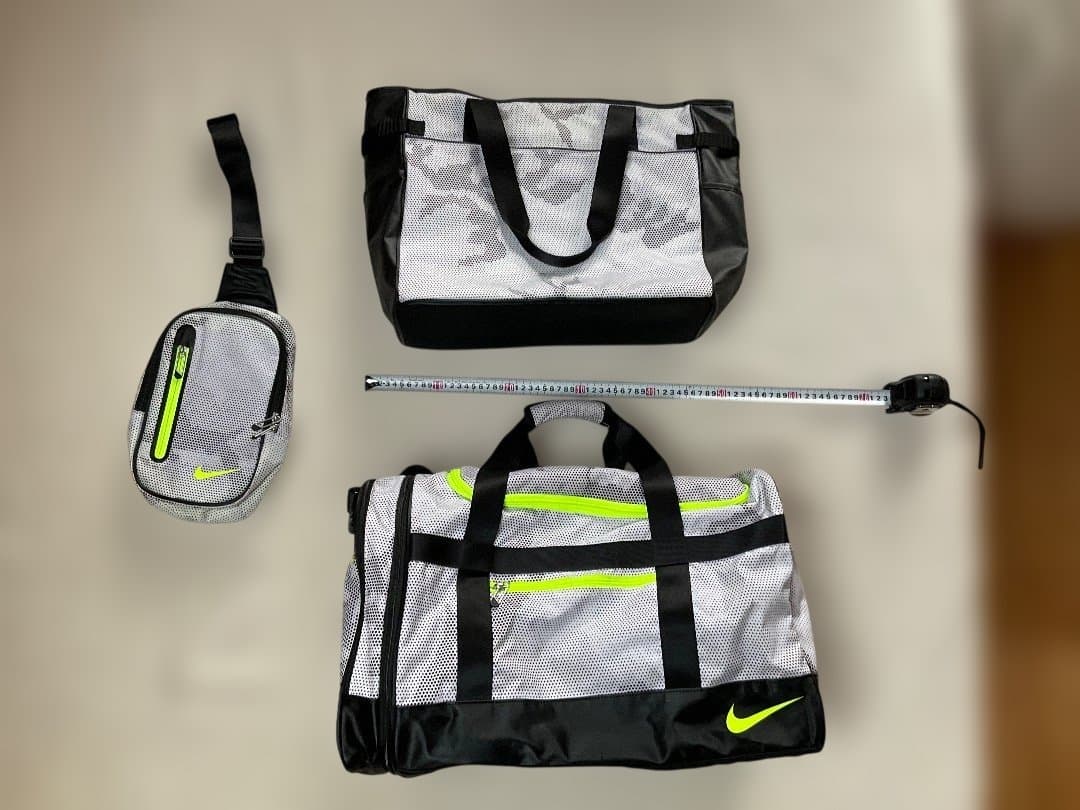 Nike 迷彩柄ダッフルバッグセット
