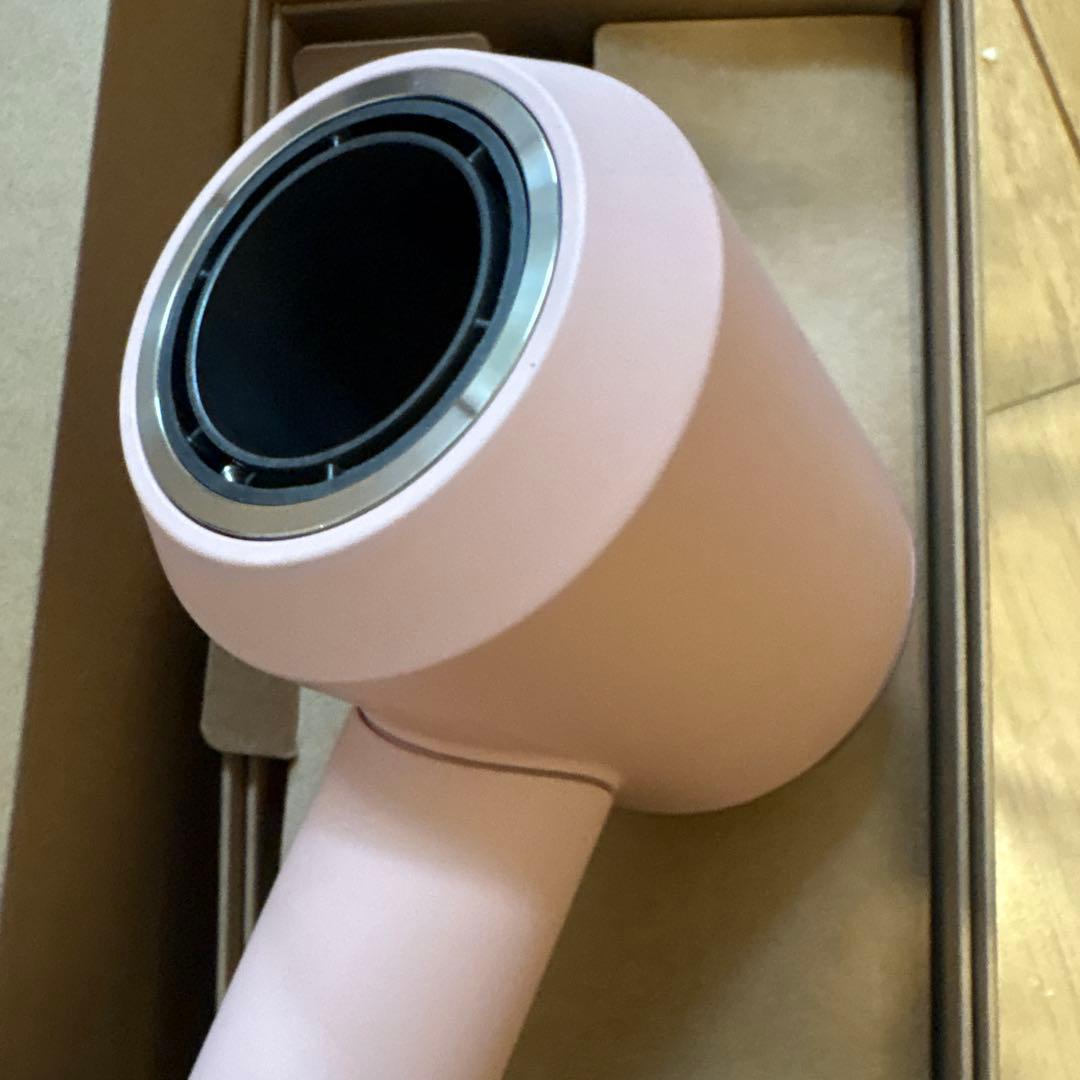 ダイソンドライヤーHD08