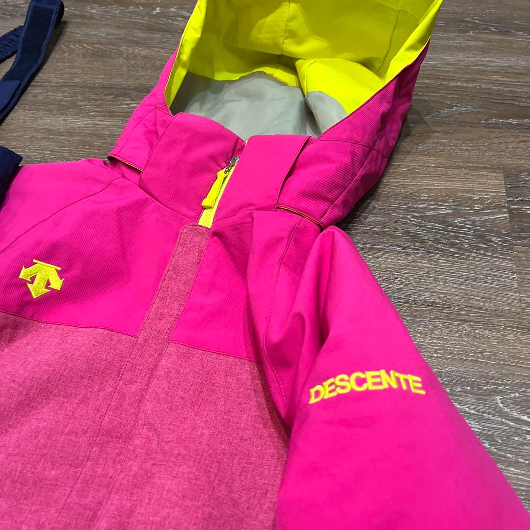 デサント　美品　　セットアップ　上下　スキーウェア　160 女の子