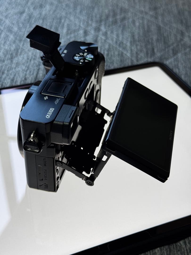 美品Sony α6100 16-50mm + SEL50F18F 2046枚