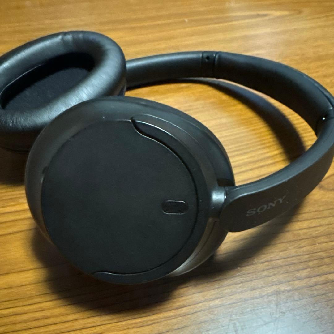 SONYワイヤレスヘッドホン　WH-CH720N