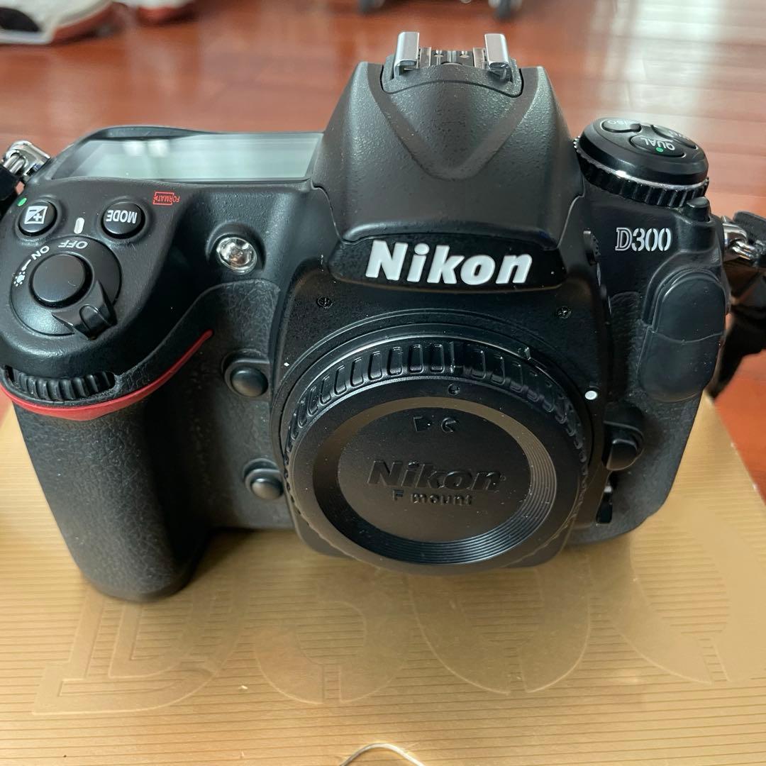 Nikon D300 + AF-S DX 18-200mm VR レンズセット