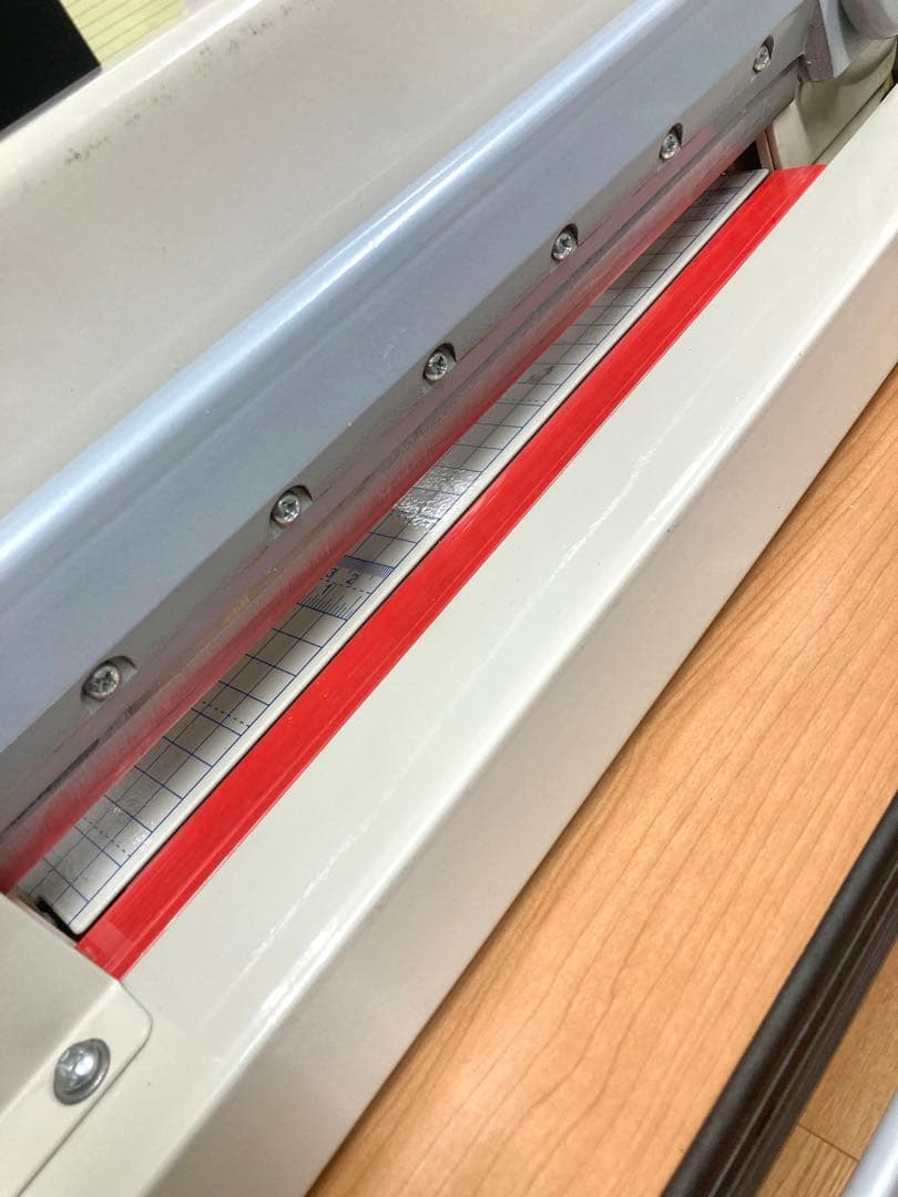 裁断機　替刃&受け木が新品です！