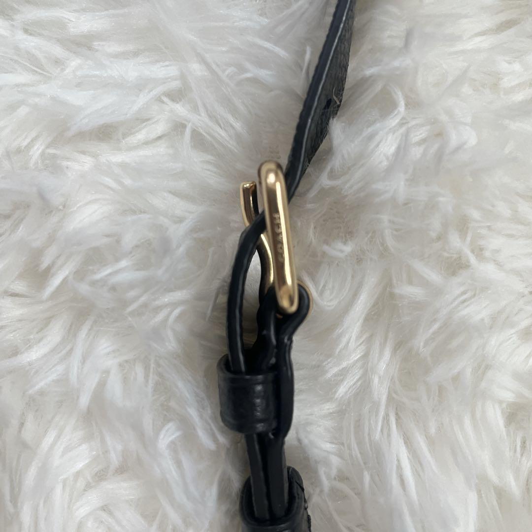 COACH ブラック ボディバッグ・ウエストポーチ レザー　ゴールド金具