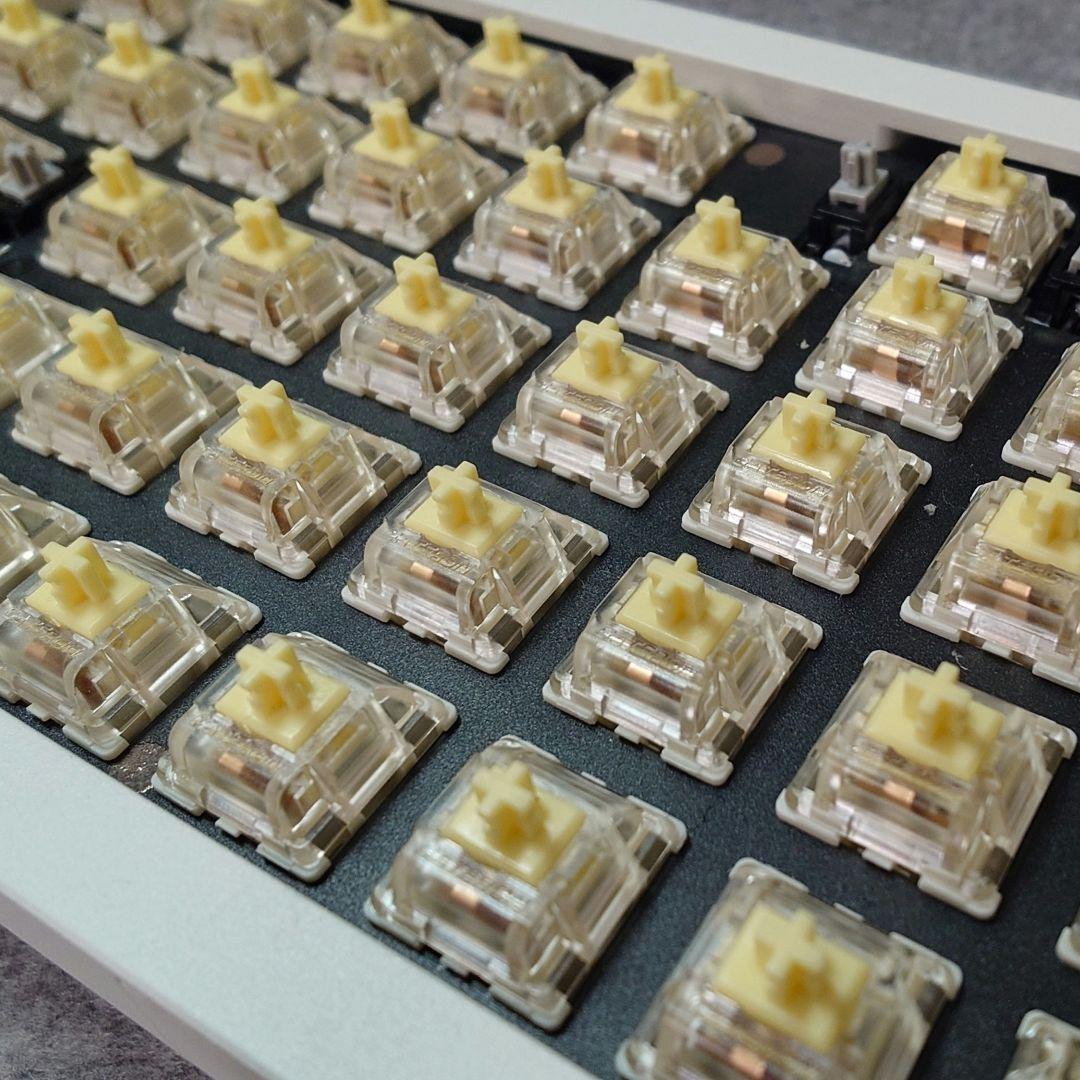 【キースイッチ変更済】Keychron Q15 MAX（バナナ軸）