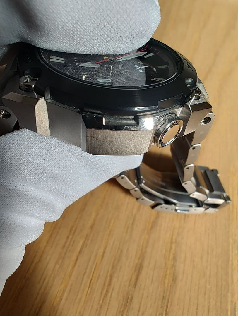 時計 CASIO MRG-B1000D-1AJR