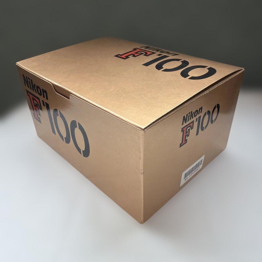 Nikon F100 フィルム一眼レフカメラ