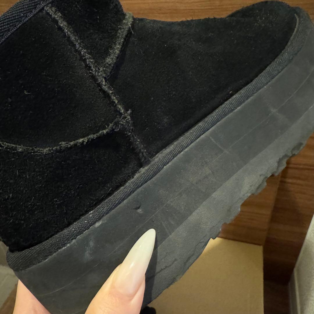 UGG Classic Ultra Mini Platform 黒　25cm