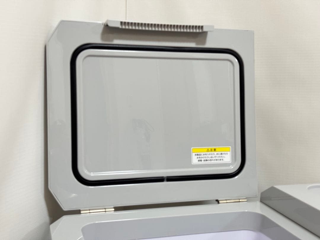 【美品】マキタ　makita ポータブル冷温蔵庫　CW 001G 20L