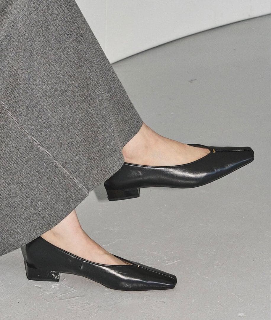 ［新品未使用］GRISE ナロースクエアシームフラット　ブラック　22.5