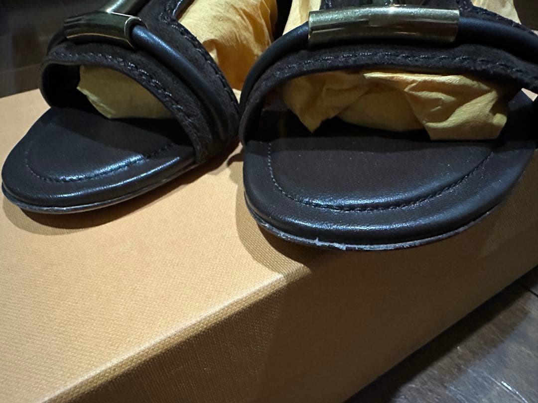 TOD'S スウェード スムースレザー ブラウンサンダル 箱・保存袋付き
