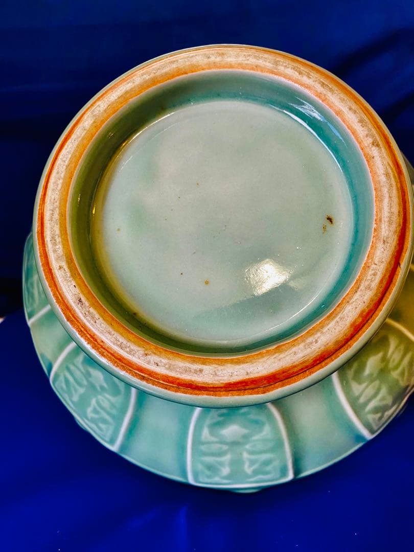 中国明時代龍泉窑刻花鼓腹尊サイズ約高さ19cm径23cm口12cm