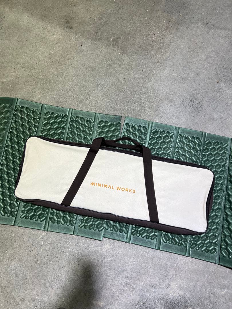 ミニマルワークス　モカシェルフ　キャンプ